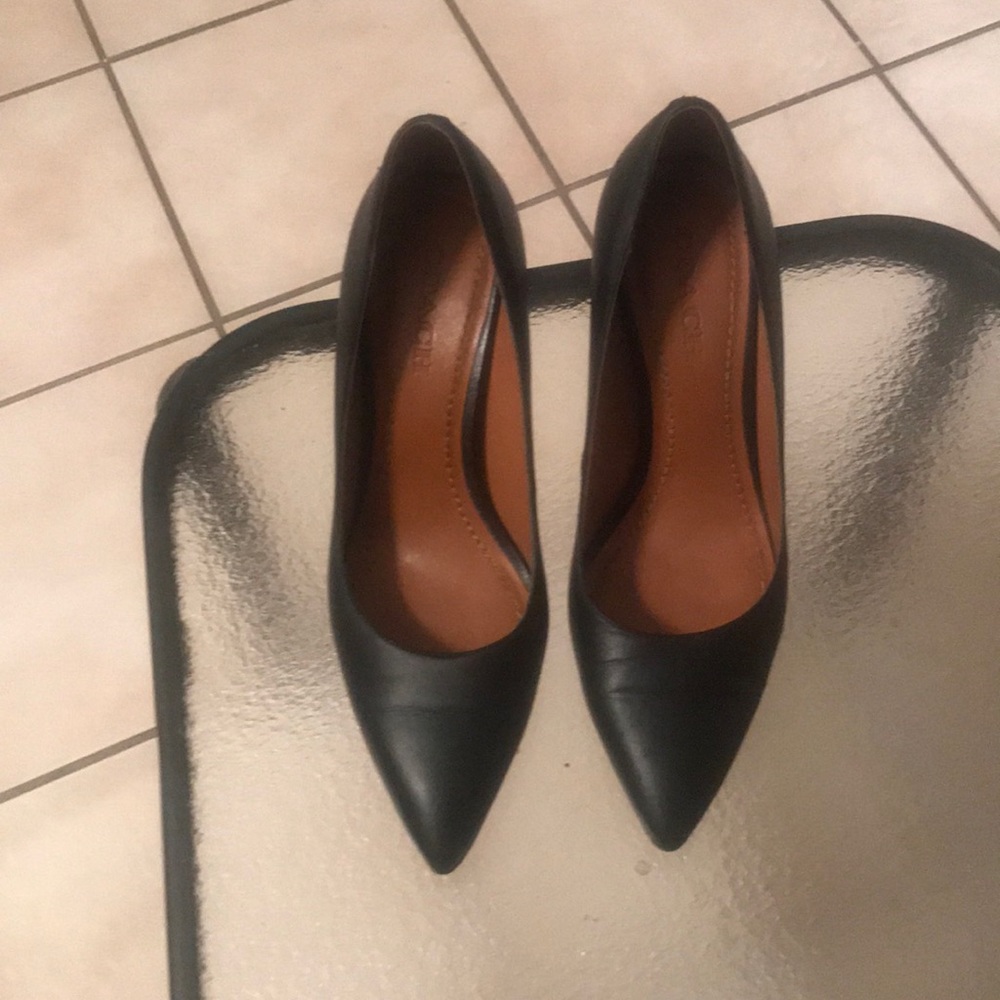 Excellent Condition Authentic Coach shoe